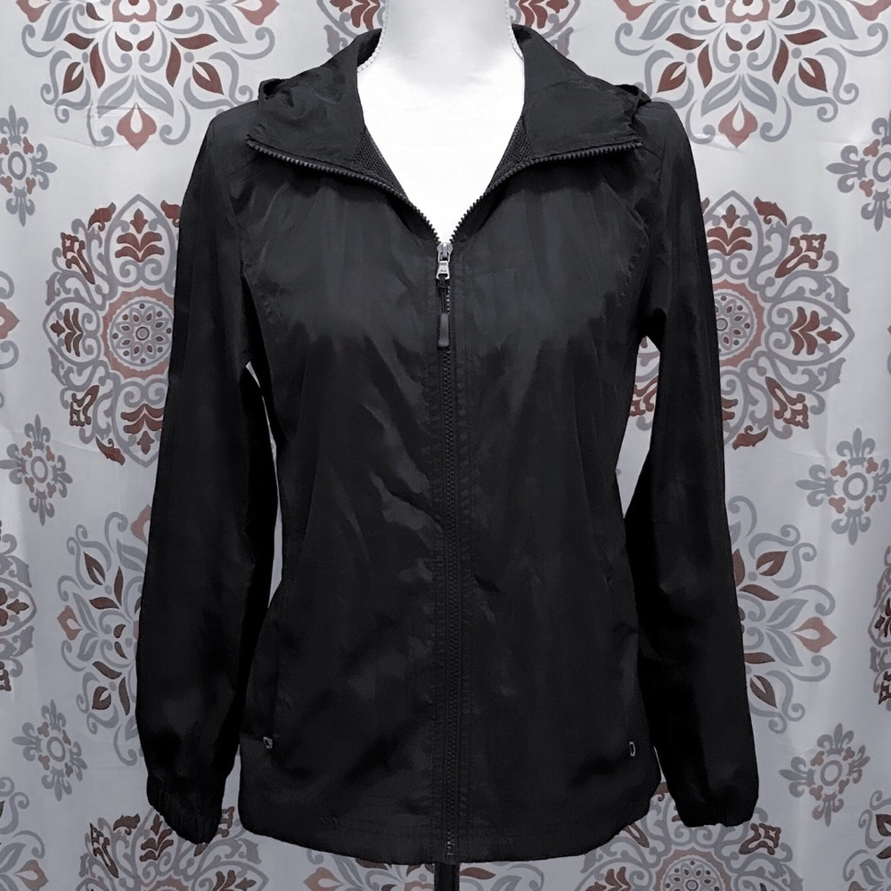 •GH BASS & CO• NWOT Water Resistant Windbreaker